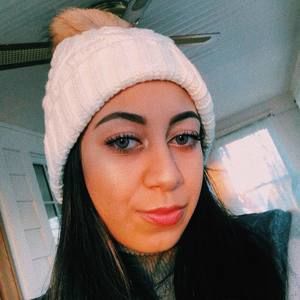 Meet your Posher, Nermeen